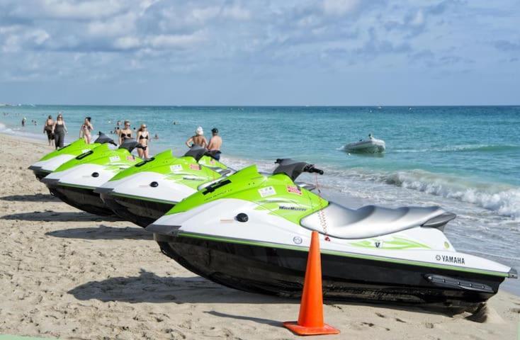 Vacay Spot Experience Luna Sky! 65" Tv Bar, Bbq, Shower Massage Jets, Music, Go To Fl Keys Homestead Exterior foto