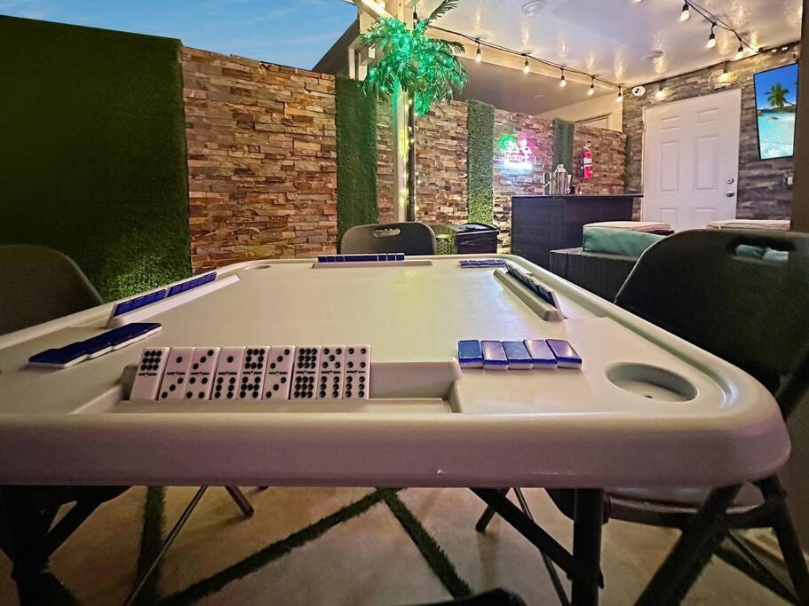 Vacay Spot Experience Luna Sky! 65" Tv Bar, Bbq, Shower Massage Jets, Music, Go To Fl Keys Homestead Exterior foto